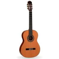 Martinez MM2 Гитара классическая 4/4, цвет натуральный