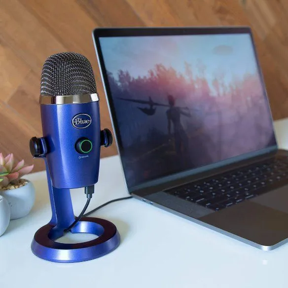 Blue Yeti Nano VIvid Blue