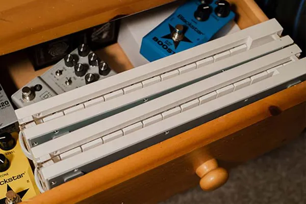 feature-folding.jpg feature-folding.jpg