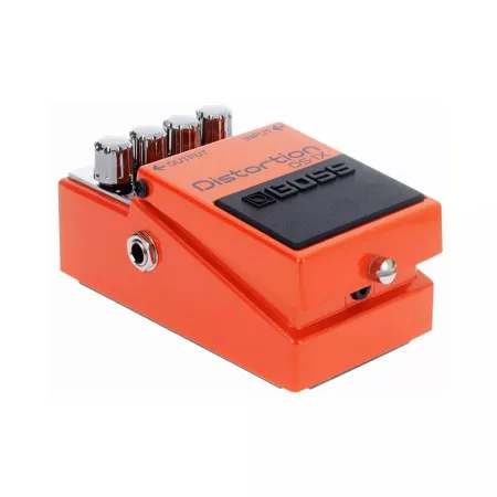 BOSS DS-1X Distortion Педаль эффектов гитарная дисторшн