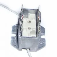 SHOWGEAR GX9.5/GY9.5 патрон для прожектора керамический универсальный SHOWGEAR GX9.5/GY9.5 патрон для прожектора керамический универсальный