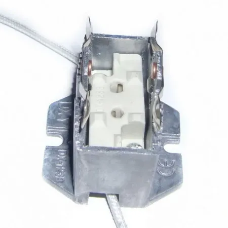 SHOWGEAR GX9.5/GY9.5 патрон для прожектора керамический универсальный