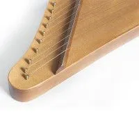 Мир гуслей MG-F18E/RO Гусли 18-струнные Финист со звукоснимателем, цвет палисандр