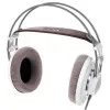 AKG K701 Наушники студийные референсные, открытого типа, 62 Ом, 10-39800 Гц