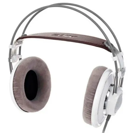 AKG K701 Наушники студийные референсные, открытого типа, 62 Ом, 10-39800 Гц