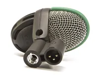 AKG D112