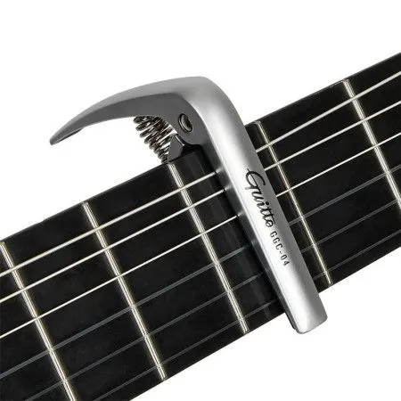 Guitto GGC-04-SL Каподастр для классической гитары, серебристый