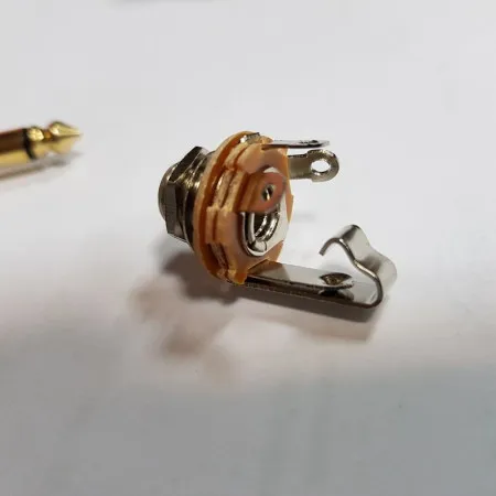 SOUNDKING CC217 Разъем панельный JACK 1/4” (6.35мм), female, моно