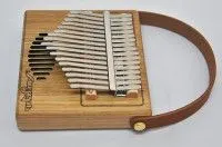 Мозеръ KMT-4 Требл Radio Калимба резонаторная, 17 язычков, дуб