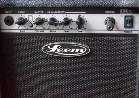 LEEM S15G Комбоусилитель гитарный 15Вт