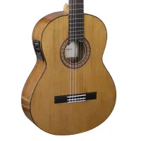Admira A2-EF Гитара электроакустическая классическая, массив кедра, красное дерево, Fishman