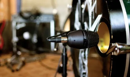 SHURE PGA52-XLR микрофон инструментальный динамический