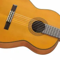 Yamaha CS40 - гитара классическая, ученическая, корпус 3/4