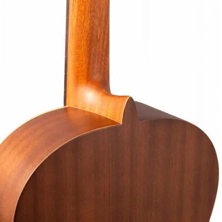 ALTAMIRA Basico+ Гитара классическая 4/4, цвет натуральный, сатиновая отделка