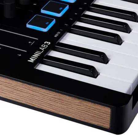Arturia MiniLAB 3 Black Edition MIDI клавиатура 25 клавиш