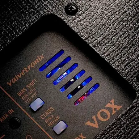 VOX VT20X Комбоусилитель для электрогитары, моделирующий, 20 Вт, 1x8"