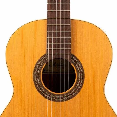 ALTAMIRA Basico+ Гитара классическая 4/4, цвет натуральный, сатиновая отделка