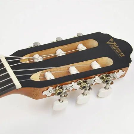 Valencia VC204 Гитара классическая