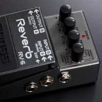 BOSS RV-6 Rverb Педаль эффектов гитарная, ревербирация 