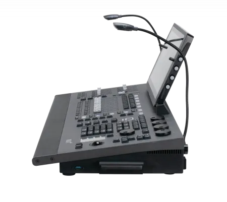 Световой пульт ONYX NX 4 от Obsidian Control Systems и Elation Professional