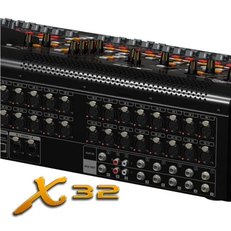 Микшерный пульт Behringer X32