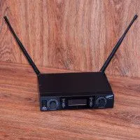 SOLISTA MD-302 (НН) Радиосистема UHF, 2 ручных микрофона