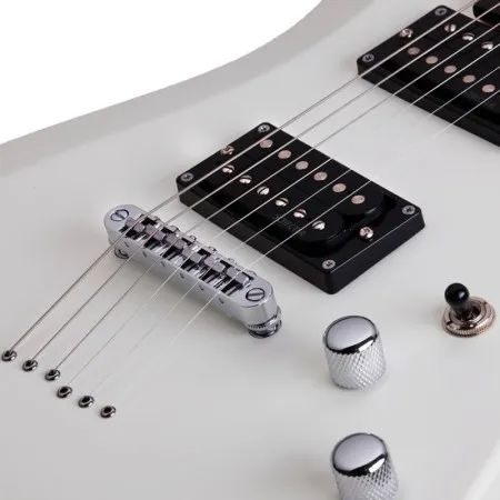 SCHECTER C-6 DELUXE SWHT Электрогитара, Stratocaster, цвет матовый белый