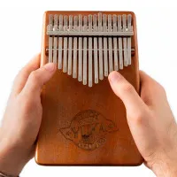 YUKA KA-17-VSH Калимба из массива клёна, 17 язычков, цвет вишня