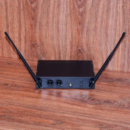 SOLISTA MD-302 (НН) Радиосистема UHF, 2 ручных микрофона