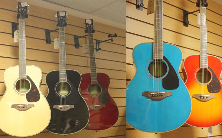 YAMAHA guitars.jpg guit 003.jpg