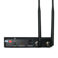 DVON A-900LV Радиосистема UHF, 1 петличный микрофон, в кейсе