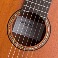 LA MANCHA Quarzo 67-N Гитара классическая 4/4, массив красного дерева, цвет махагон