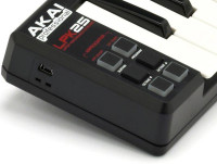 AKAI PRO LPK25