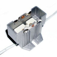 ROCCER GY16 (parts 2) Ламподержатель (патрон) керамический с проводами и оснасткой