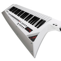 Roland AX-EDGE-W Cинтезатор сценический с наплечным ремнем, 49 клавиш, белый