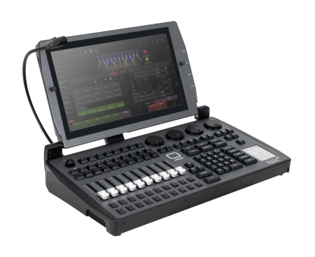 Световой пульт ONYX NX 2 от Obsidian Control Systems и Elation Professional