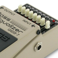 Педаль BOSS GEB-7 Bass Equalizer