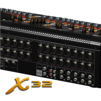 Микшерный пульт Behringer X32
