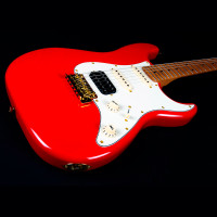 JET JS-400 RD G Электрогитара, Stratocaster, HSS Ceramic, красный, золотая фурнитура
