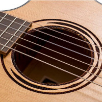 BATON ROUGE CR21C/ACE Гитара классическая со звукоснимателем