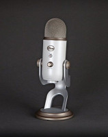 Blue Yeti Vintage White